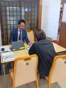 半田乙川梅定ホール　相談ブース1